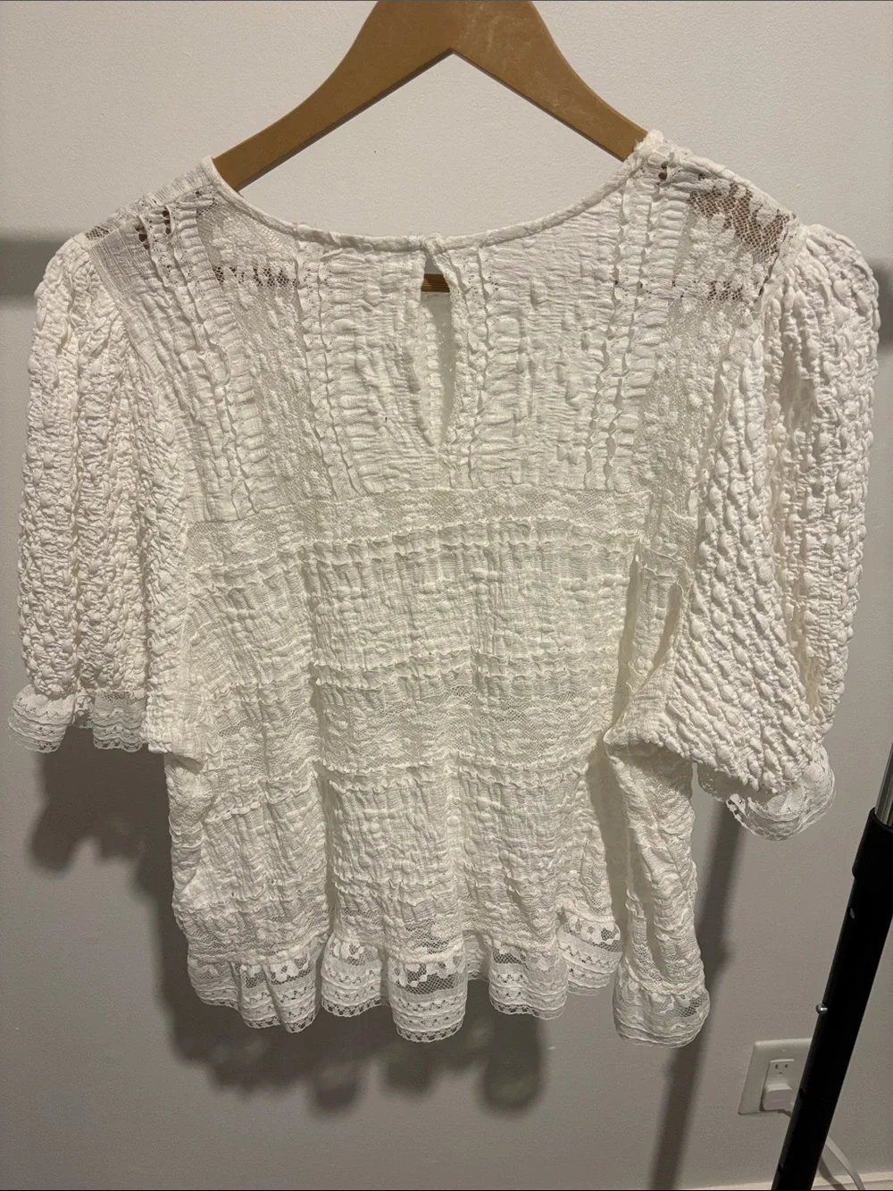 Anthropologie Cream Lace Ruffle Peasant Blouse